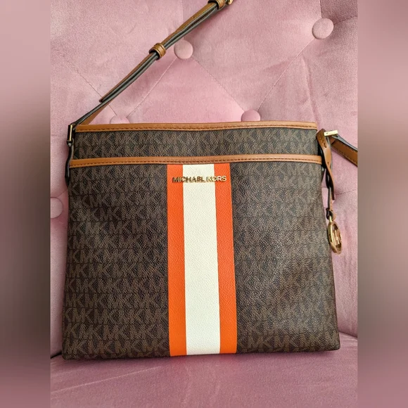 michael kors orange and white purse